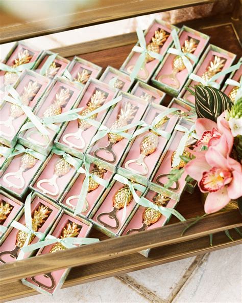 Wedding-Gifts-For-Guests
