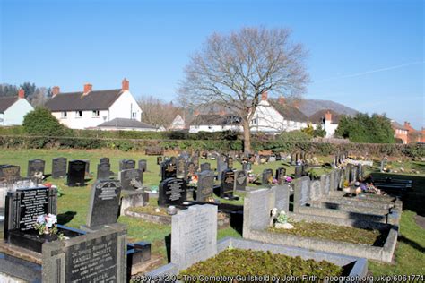 Welshpool (Guilsfield) Cemetery