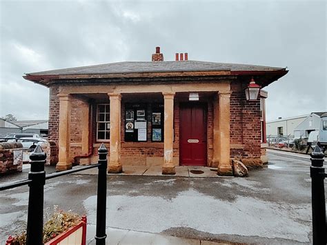 Wensleydale Railway - (Leeming Bar,Station)