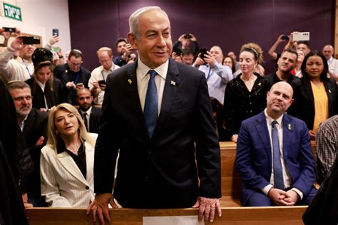 What is at stake if Benjamin Netanyahu is granted a pardon in his corruption trial