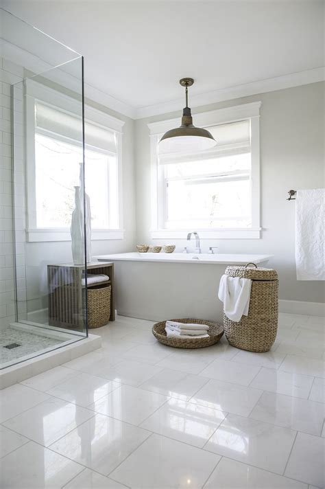 White-Bathroom-Tile
