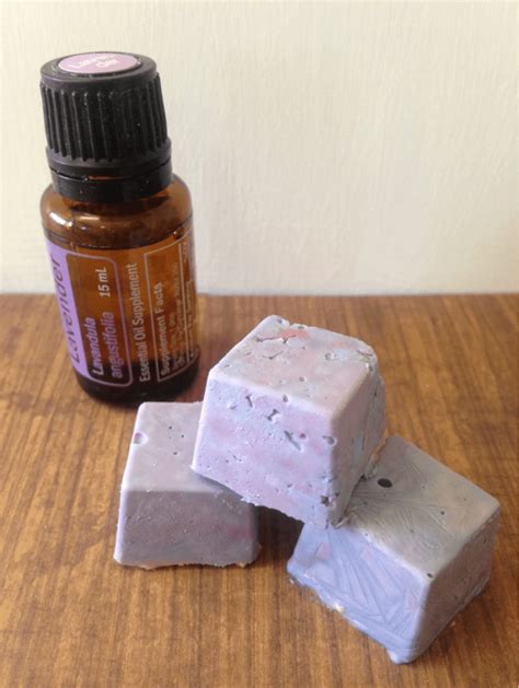 White Light Aromatherapy Soaps, Melts and Bath Bombs