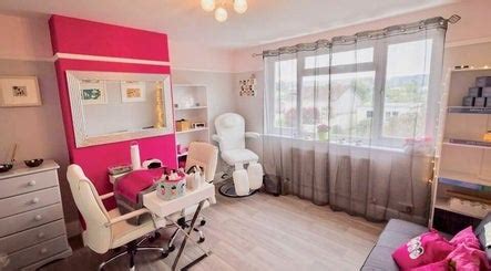 White Rose Beauty Rooms