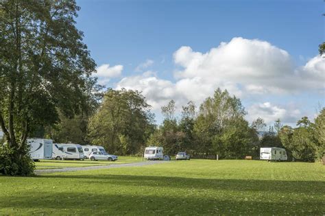 Willow Tree Farm adult only touring caravan site and fishery plus The Paddock MCC CL