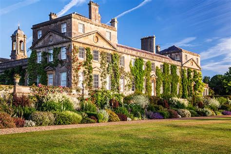 Wiltshire Homes and Gardens