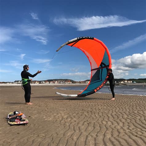 Windhunters Kitesurfing North Wales