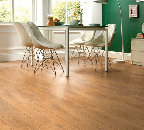 Wood and laminate flooring supplier