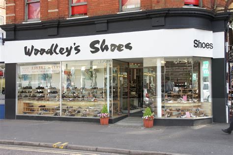 Woodley's Shoes