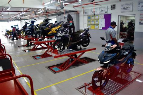 Yamaha service center/workshop and spare parts