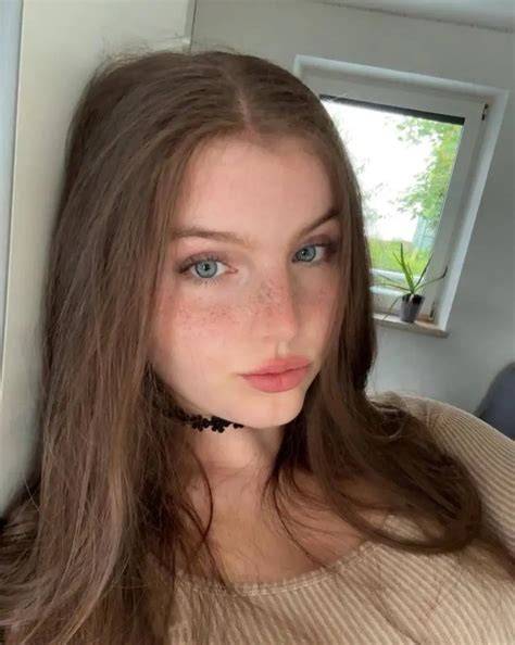 Zoealoneathome Onlyfans Leak 44 Porn