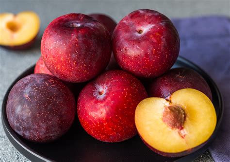 buah plum manfaat untuk program hamil