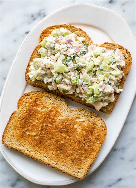 Carbs and Proteins in a Tuna Fish Sandwich
