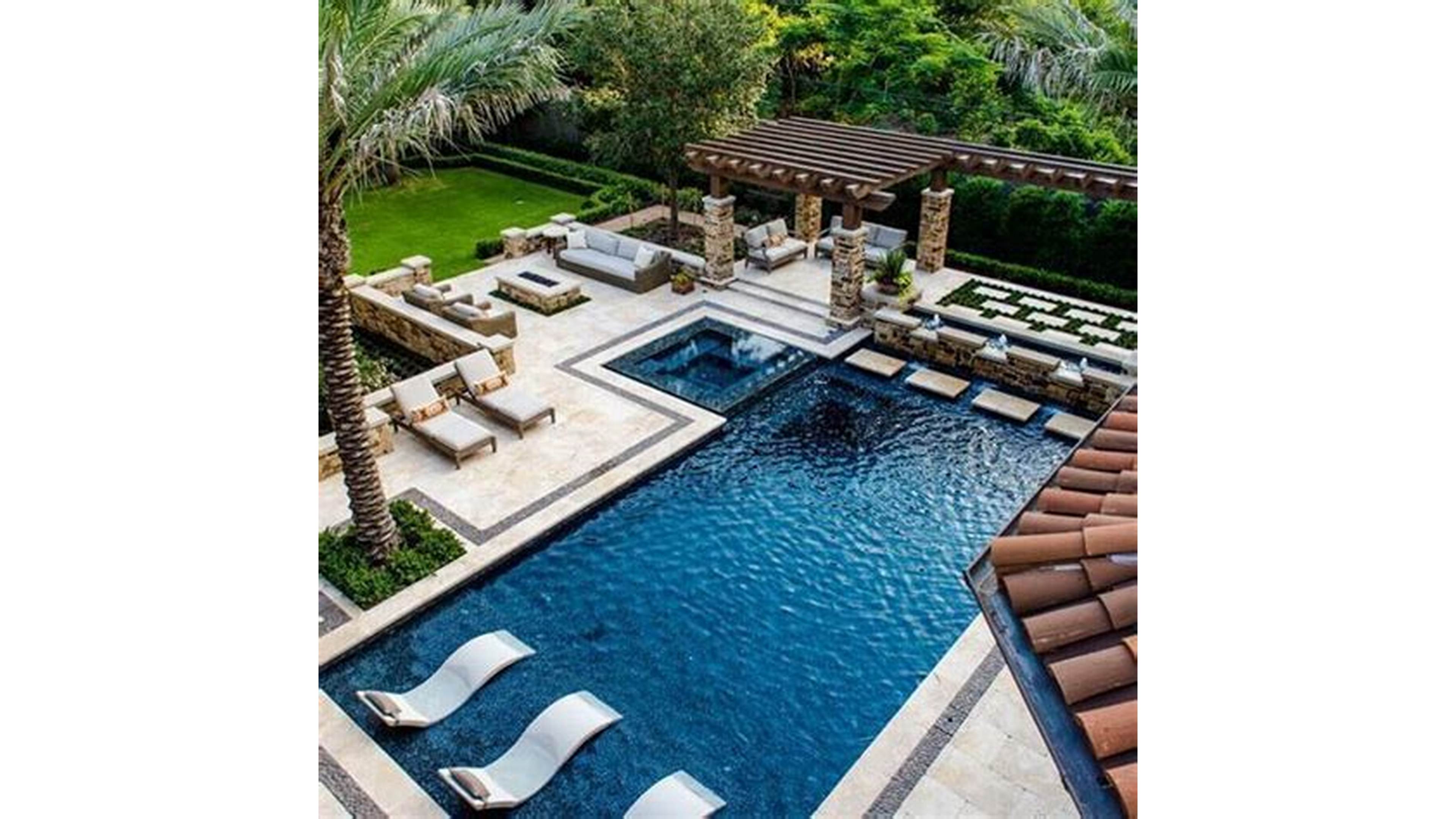 Contemporary Cool⁤ Poolside Landscaping