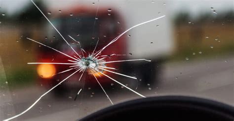 cracked windshield compromise car integrity
