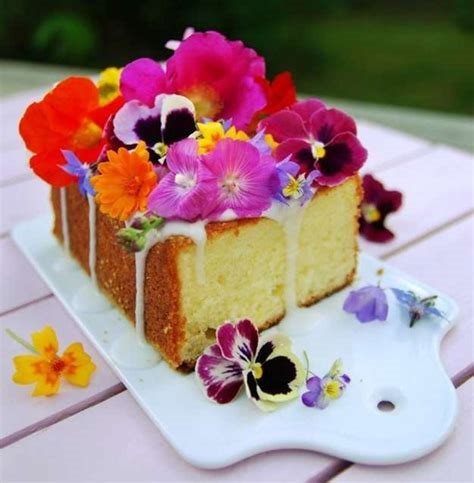 Edible Flowers in Desserts