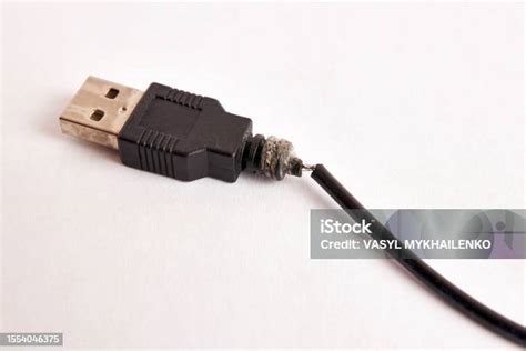 Kabel USB Rusak