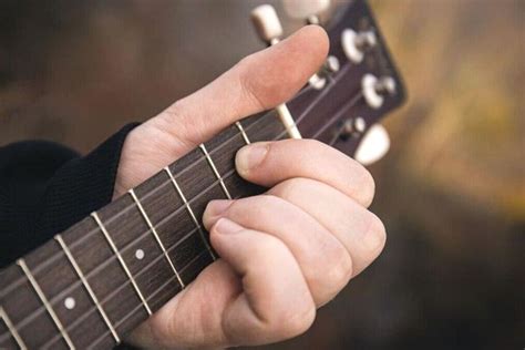 latihan gitar