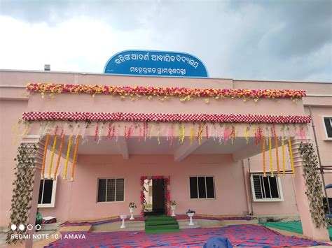 nursery school, LKG.