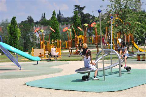 parc de jeux à Montregard