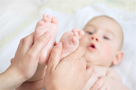 pijat bayi