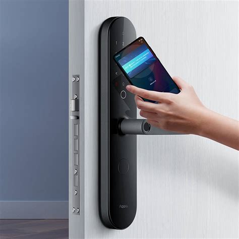 Membuka pintu menggunakan NFC pada Smartphone vivo