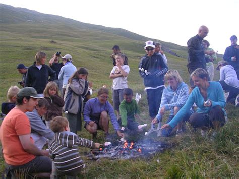 soirèe fondue aux flambeaux au restaurant valmeinier valloire à Valmeinier