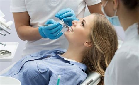 Spesialisasi dokter gigi