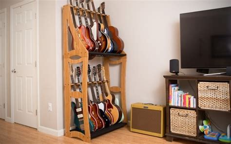 storing guitar properly