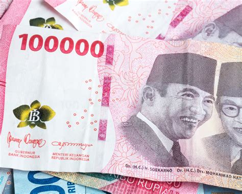 uang