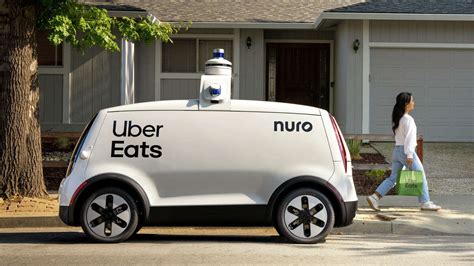 uber eat delivery vehicle