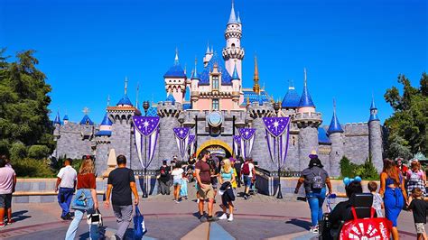 Virtual Walkthrough Of Disneyland