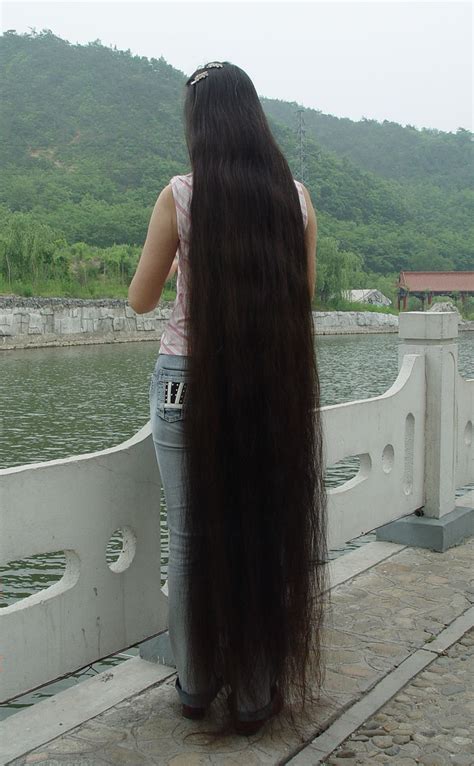 長すぎる髪